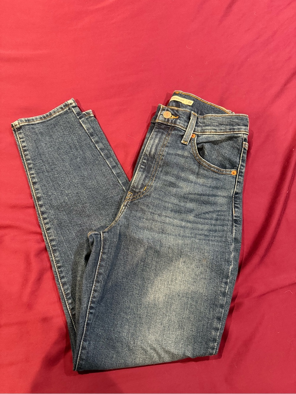 Levi's Women's Straight Leg Mid-Blue Jeans